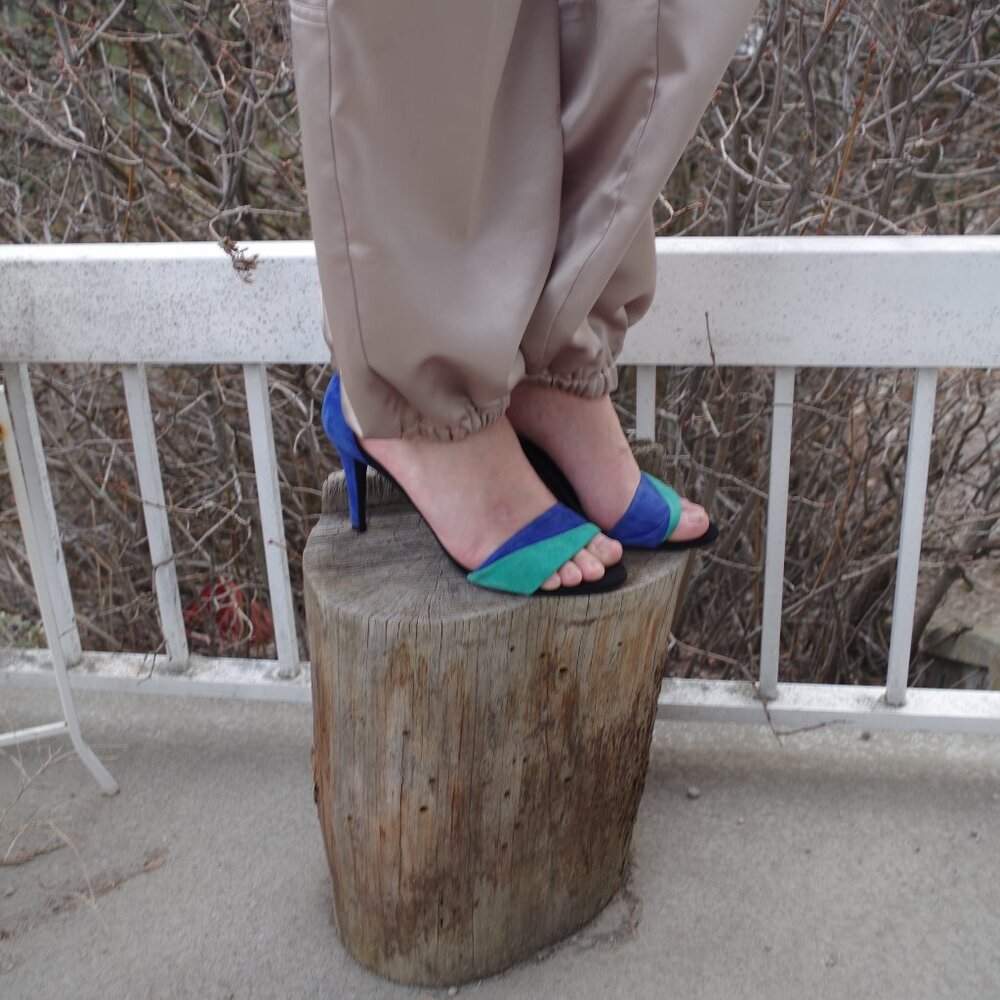 Beautiful Ladies Suede High Heel By Aldo Genuine Leather